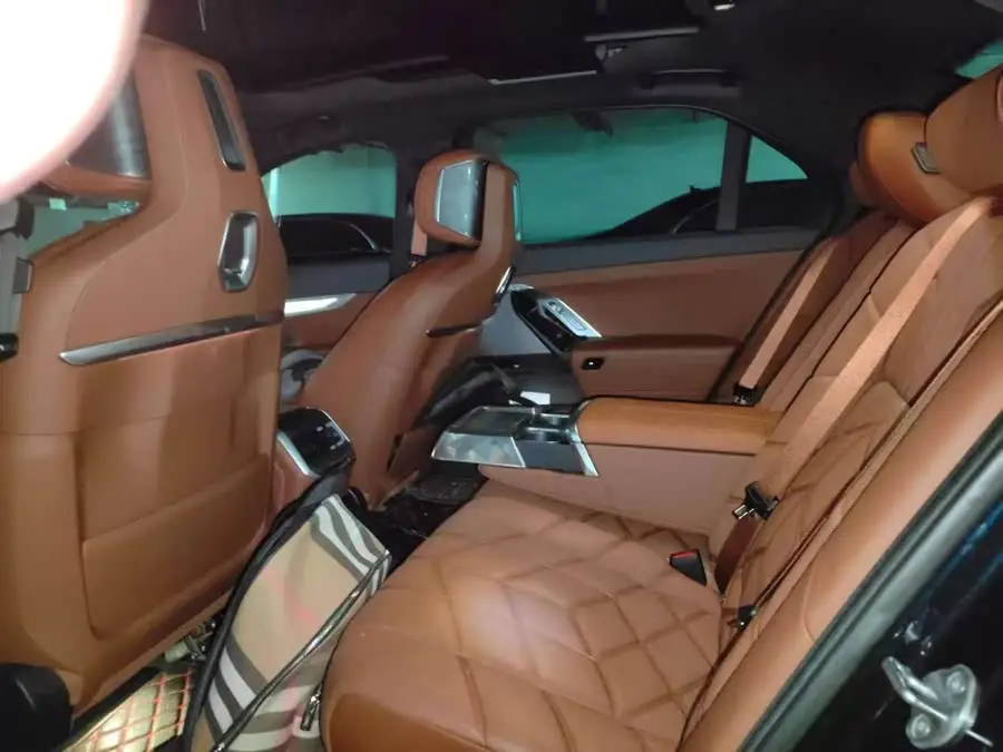 BMW i7 2023 eDrive50L Exclusive M Sport Package