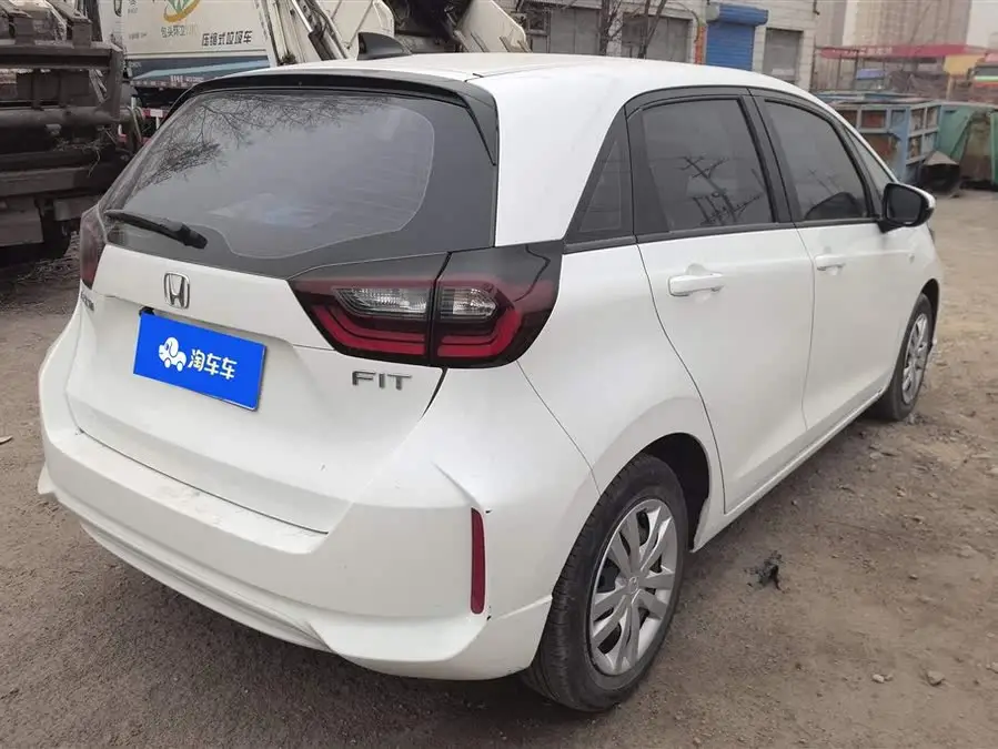 2021 هوندا فيت 1.5 لتر CVT إصدار تيود إنجو