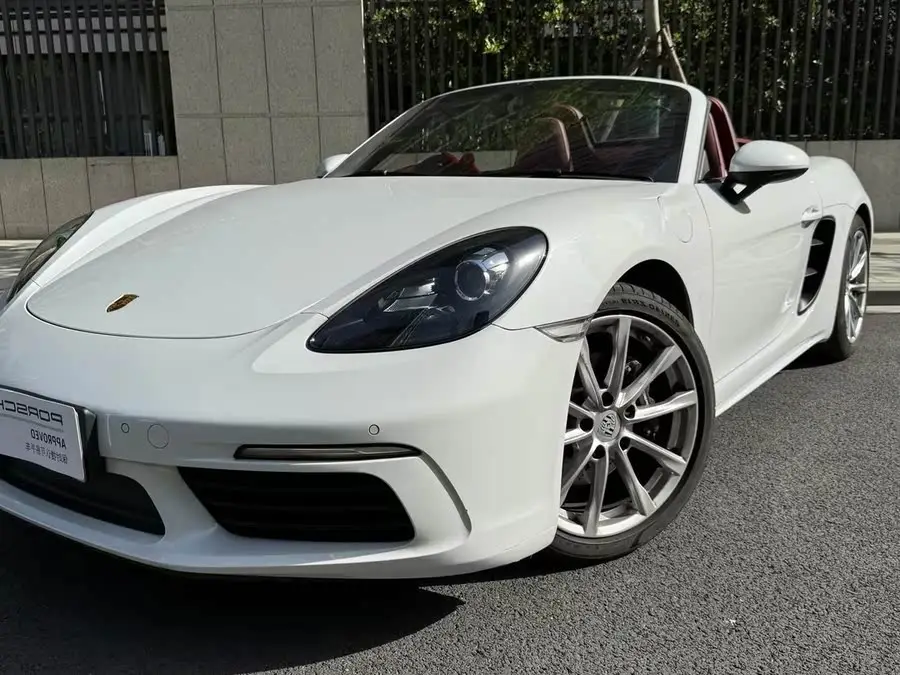 Porsche 718 2022 Model Boxster 2.0T