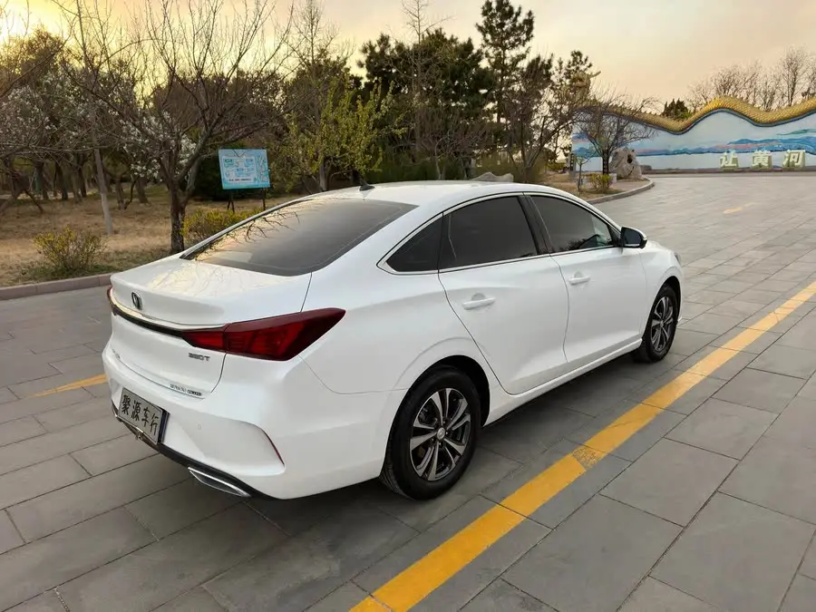 ييدونغ 2021 بلس بلو ويل NE 1.4T GDI DCT بريميوم