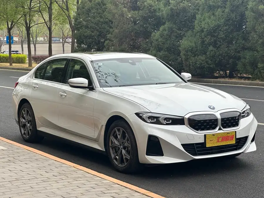 بي إم دبليو i3 2024 eDrive 35 L