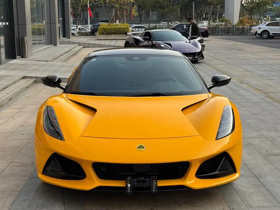 إيميرا 2021 2.0T DCT النسخة الأولى