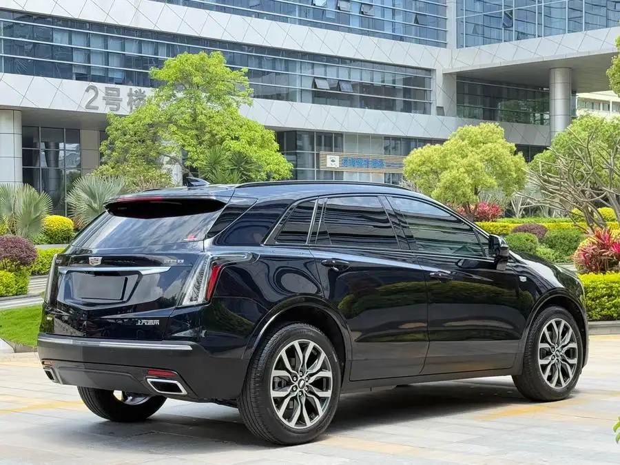 Cadillac XT5 2022 2.0T AWD Luxury (Hummingbird Edition)