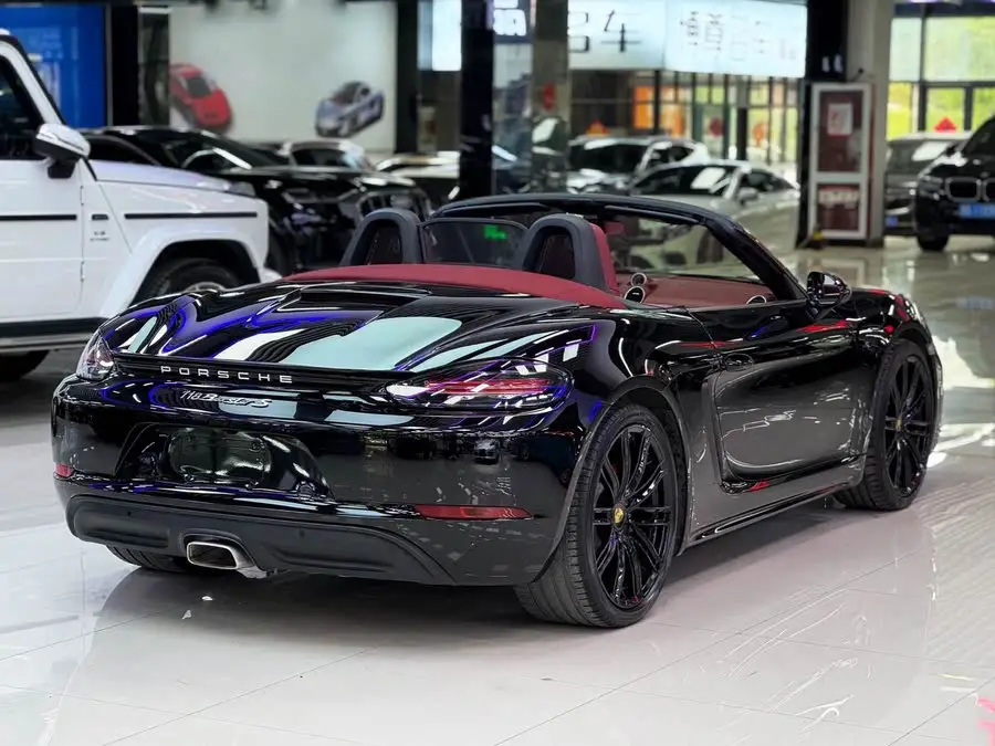 Porsche 718 2020 Model Boxster 2.0T