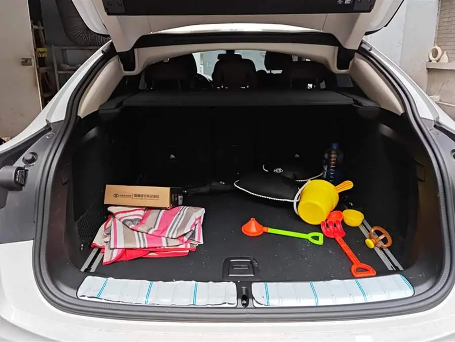 بي إم دبليو X4 2021 xDrive 25i حزمة رياضية M