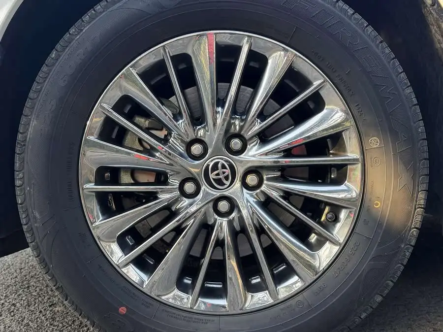 ألفارد 2021 الهجين 2.5 لتر الفاخرة