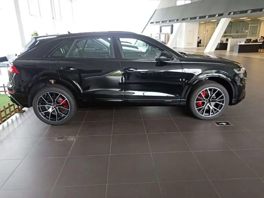 أودي Q8 2022 55 TFSI إصدار سبورت