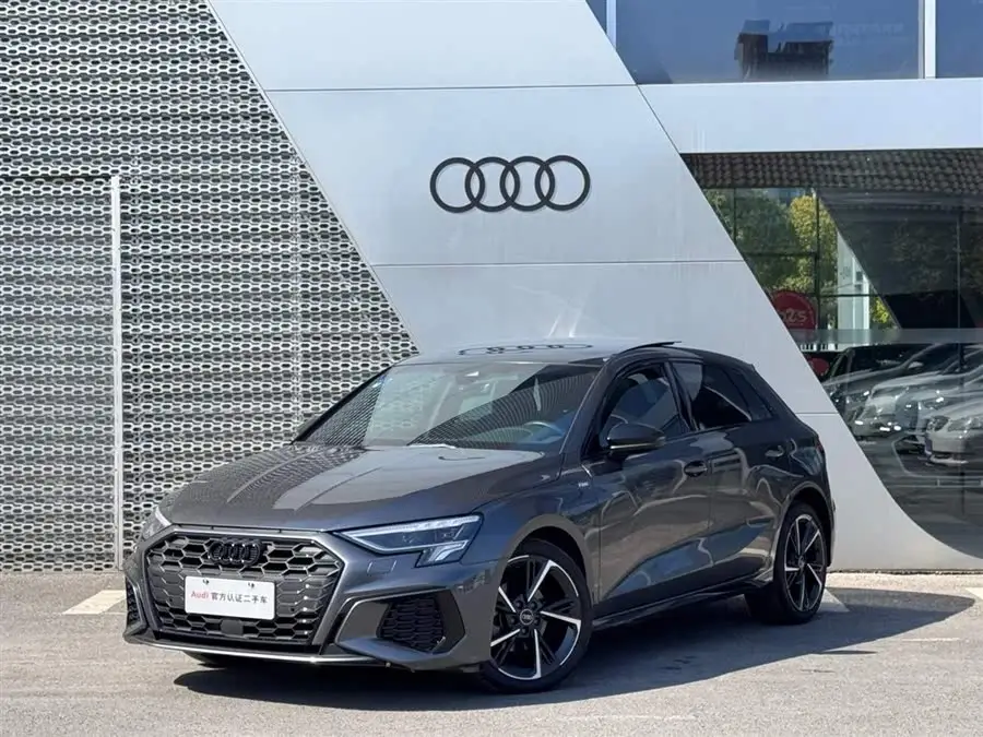 2023 Audi A3 Sportback 35 TFSI Stylish Sport