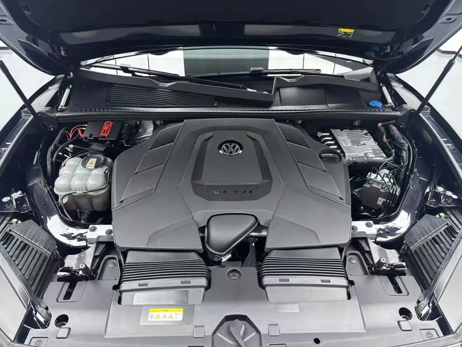 Touareg 2021 3.0 TSI R-Line Classic Sport Package