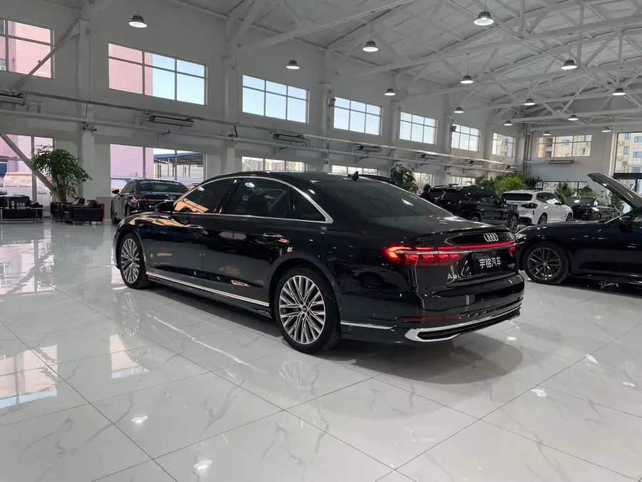 Audi A8 2023 Model A8L 50 TFSI quattro Exclusive