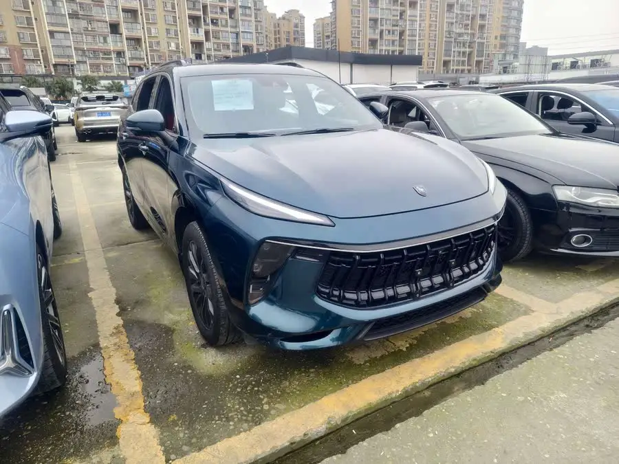 Fengxing T5 EVO 2021 1.5TD DCT Platinum Edition Heat Wave