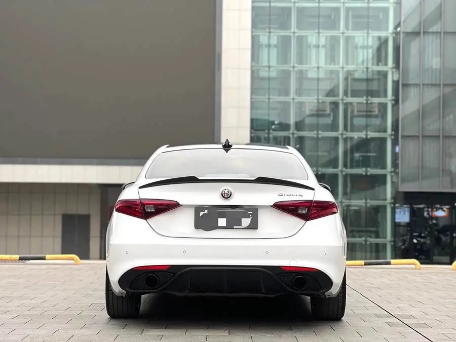 Giulia 2022 2.0T 280HP Ti Driving Control Edition
