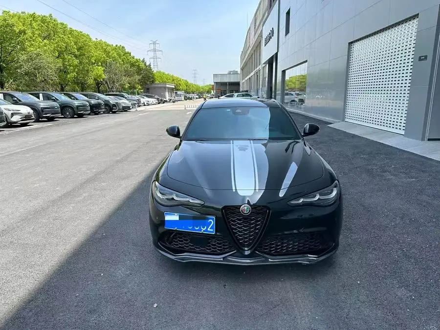 Giulia 2023 Model 2.0T 280HP Zongqing Edition