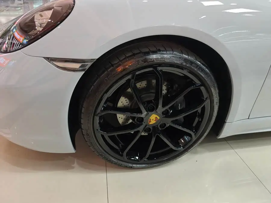 Porsche 718 2022 Boxster 2.0T