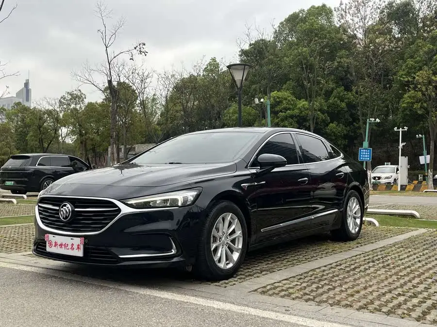 بويك لاكروس 2021 552T فاخرة