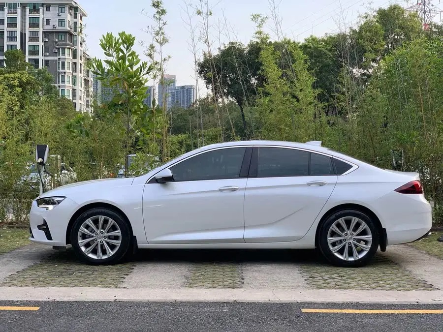 ريجال 2022 652T النسخة الذكية