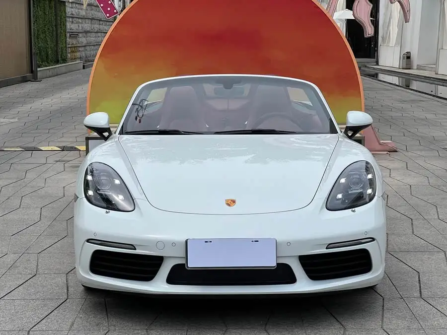 Porsche 718 2022 Model Boxster 2.0T