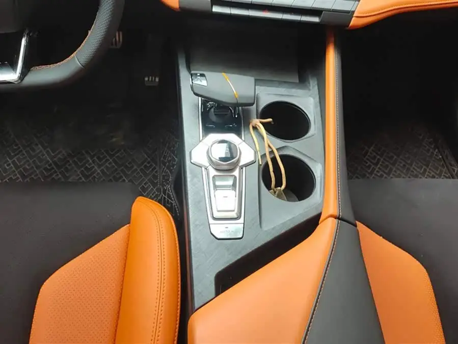 Changan UNI-V 2023 1.5T Sport Version