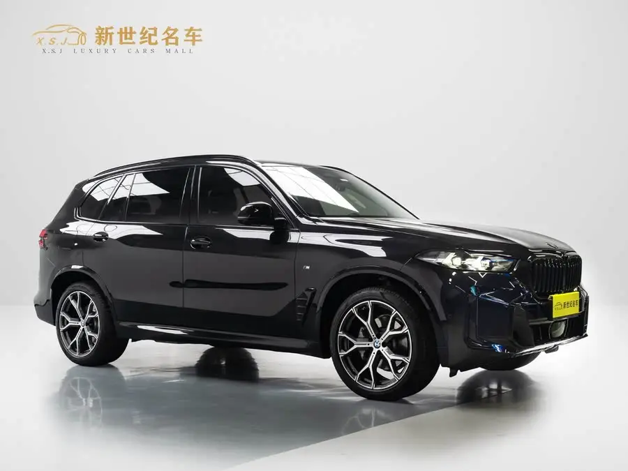 بي إم دبليو X5 2023 xDrive 30Li حزمة مميزة رياضية ليلية