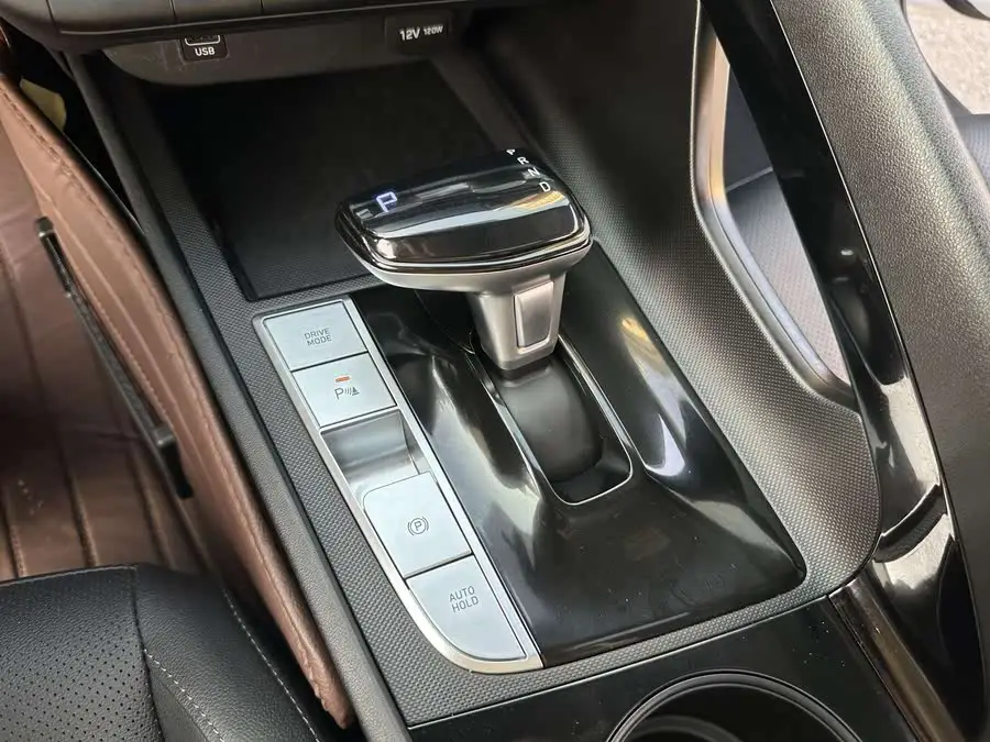 إيلانتر 2023 1.5 لتر CVT GLX النخبة