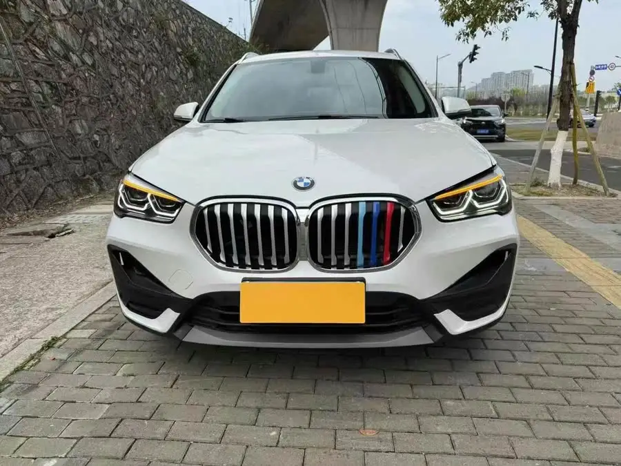 BMW X1 2022 sDrive25Li Leading Model
