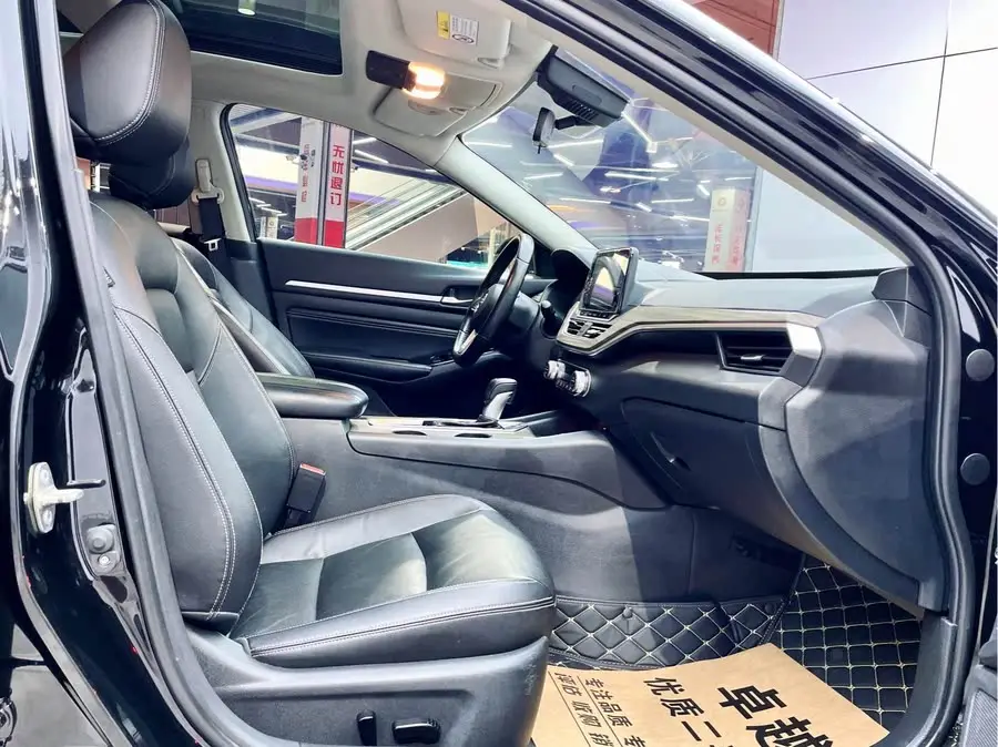 تيانا 2021 2.0L XL إصدار الراحة