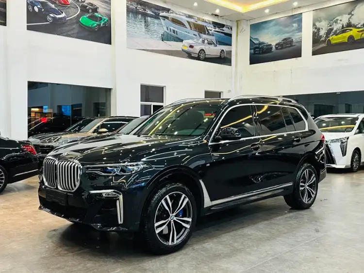 BMW X7 2021 xDrive40i Exclusive M Sport Package