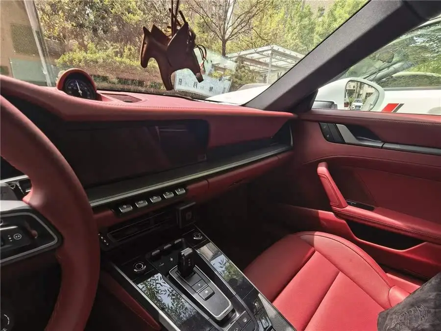 بورش 911 2023 كاريرا 3.0T