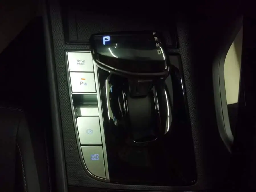 إيلانتر 2023 1.5 لتر CVT GLX النخبة