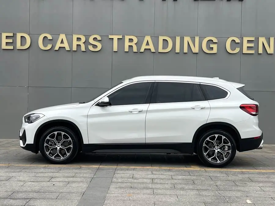 BMW X1 2022 sDrive25Li Leading Edition