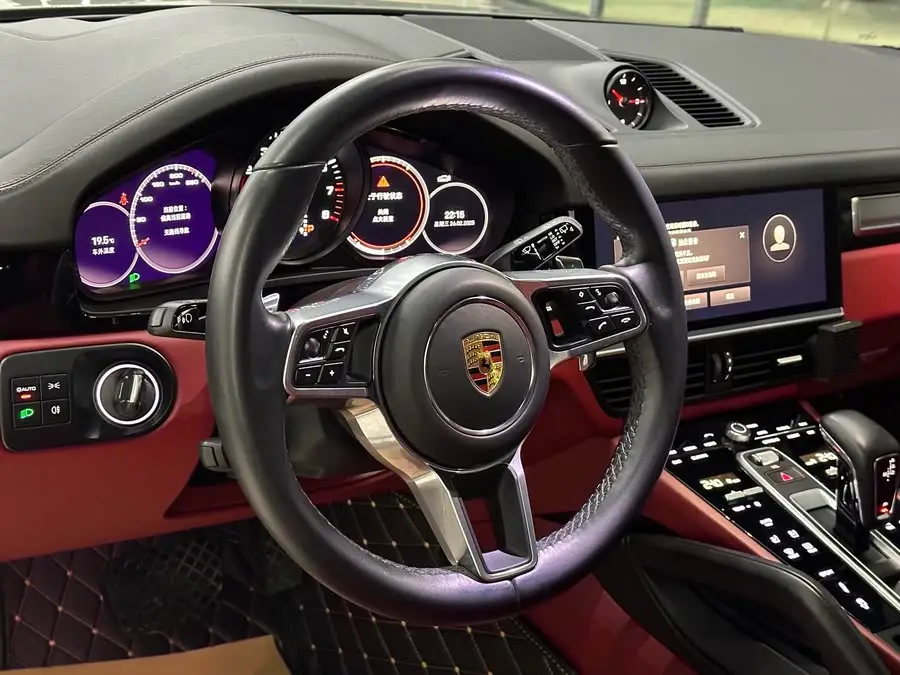 2023 Cayenne Cayenne 3.0T Platinum Edition