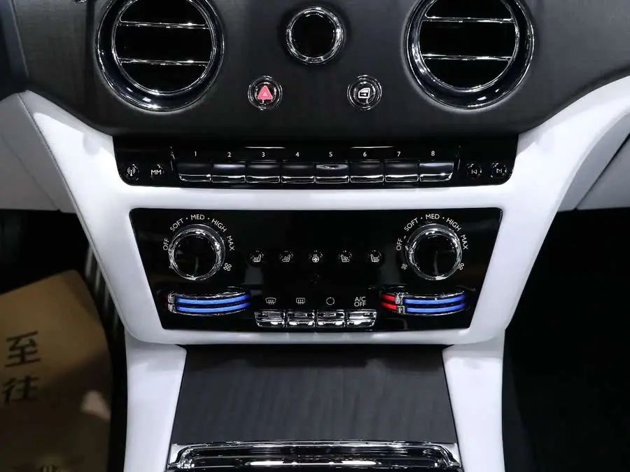 غوست 2021 6.7T النسخة ذات قاعدة العجلات الطويلة