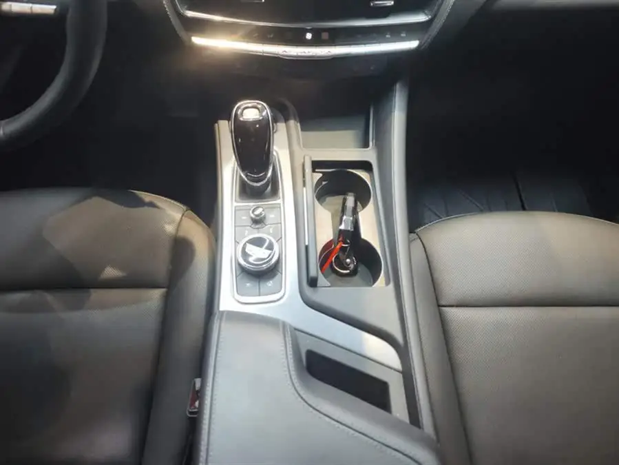 Cadillac CT5 2022 28T Luxury (Standard Edition)