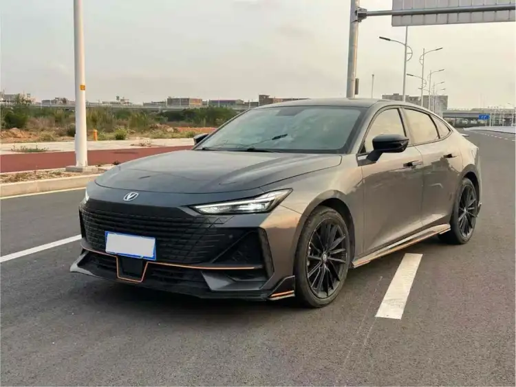 Changan UNI-V 2022 1.5T Sports Version