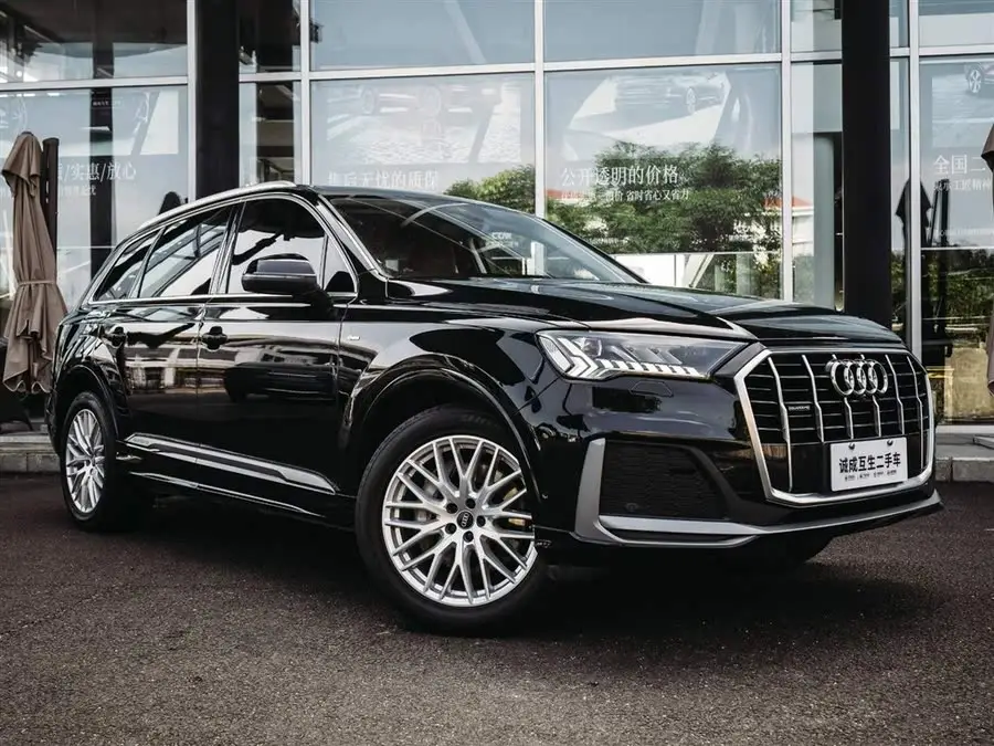 Audi Q7 2021 45 TFSI quattro S line Sport