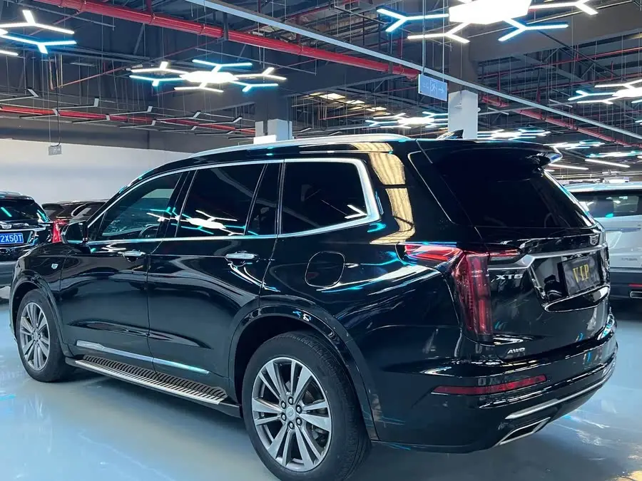 Cadillac XT6 2020 28T Luxury Six-Seat AWD