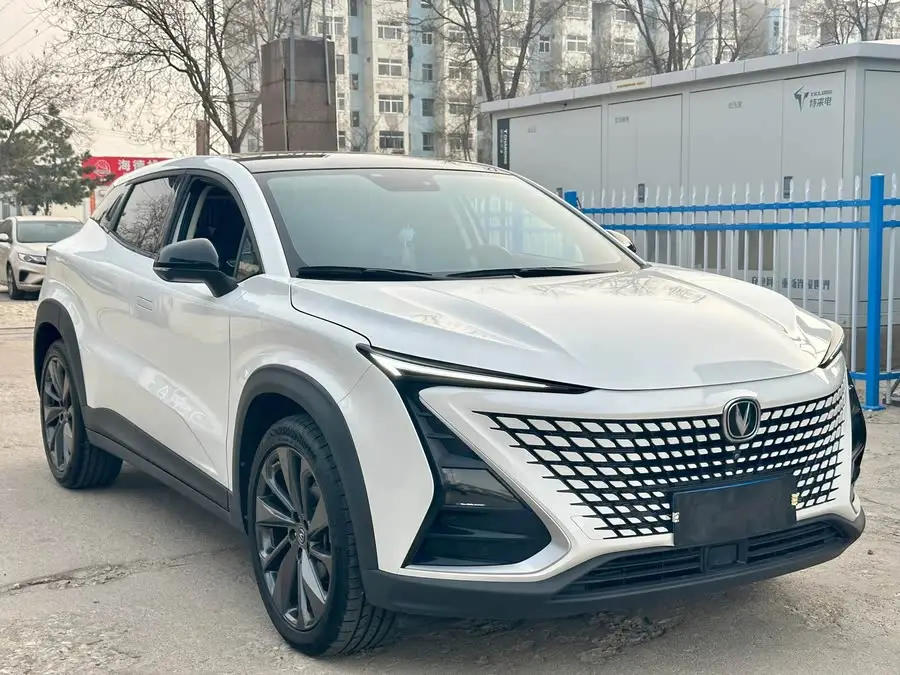 شانغن UNI-T 2020 1.5T الفاخرة