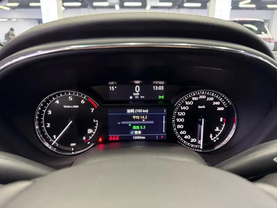 Cadillac CT5 2023 28T Luxury (Standard Version)