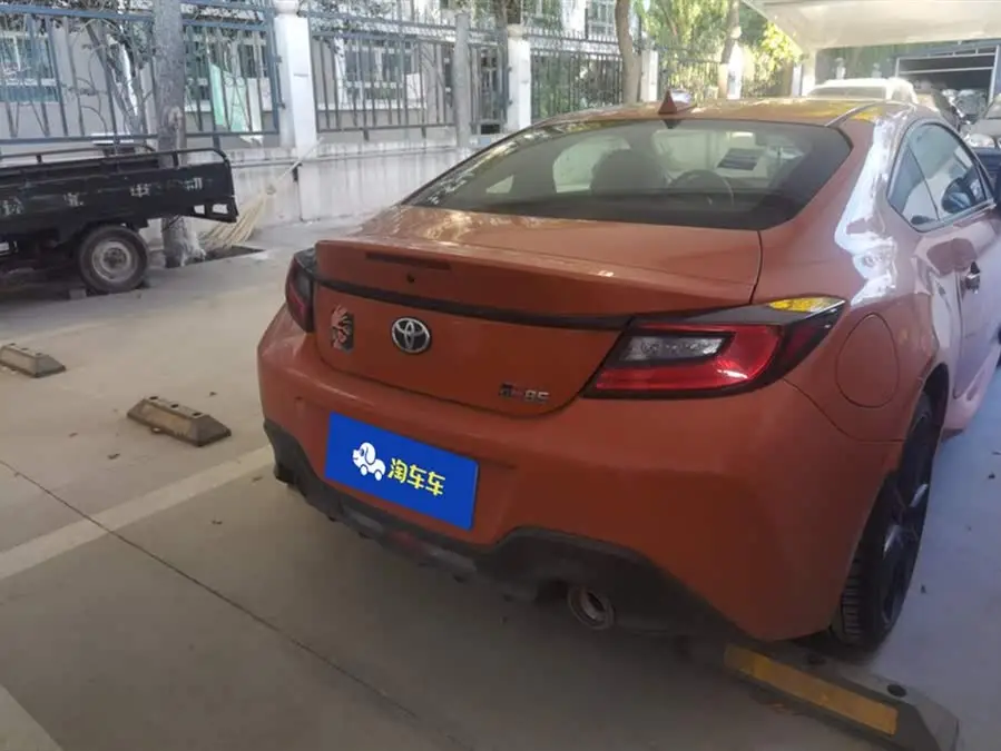 تويوتا 86 2023 GR 86 2.4L مانيوال الإصدار العاشر