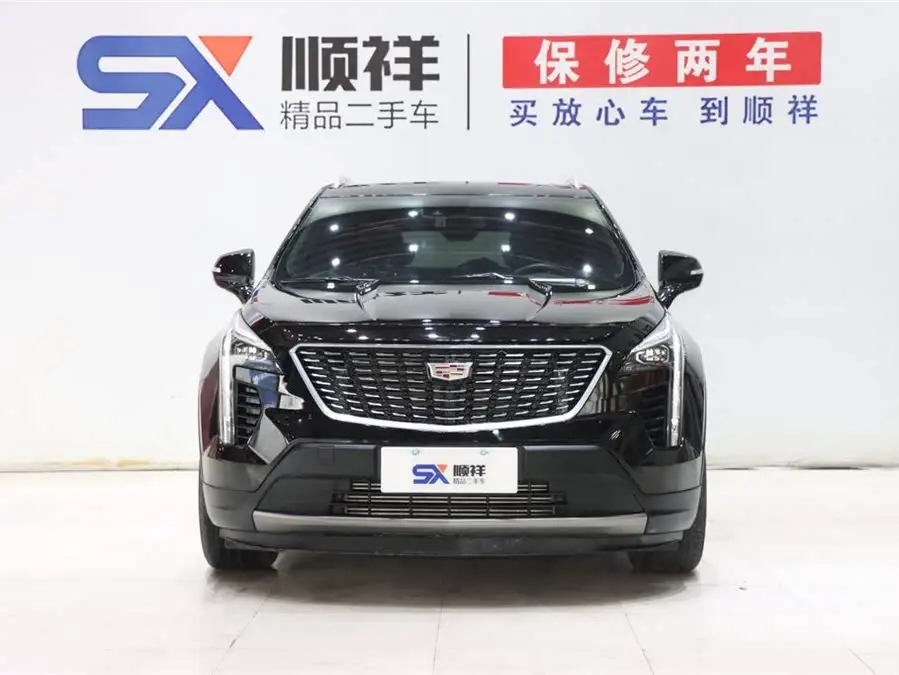 كاديلاك XT4 2022 28T فاخرة للدفع الأمامي