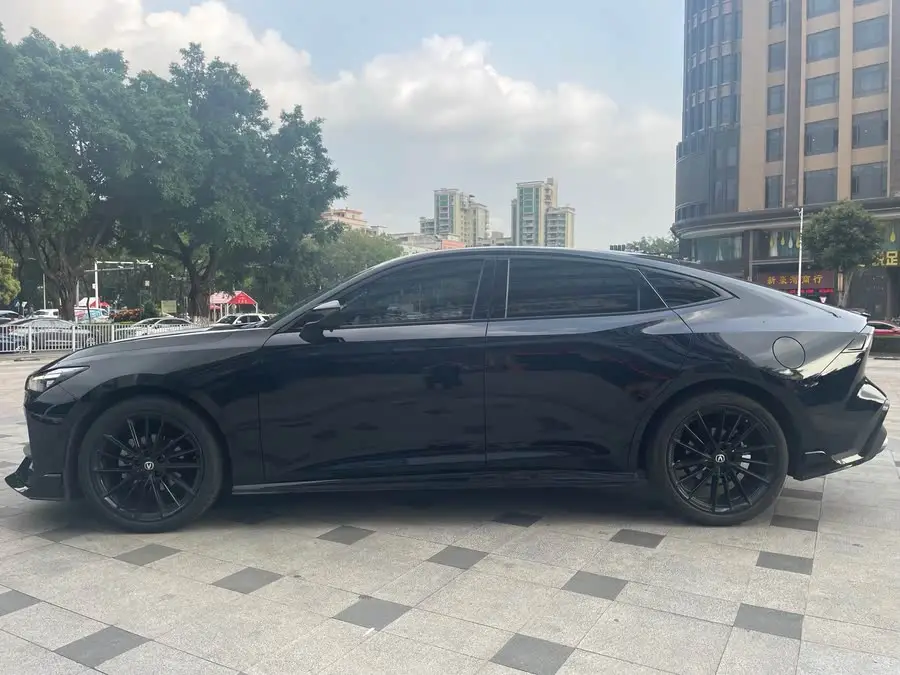 Changan UNI-V 2023 1.5T Sports Version