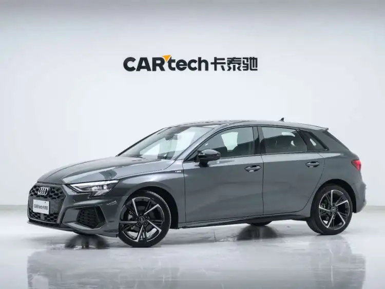 Audi A3 2022 Sportback 35 TFSI Fashion Sport Model