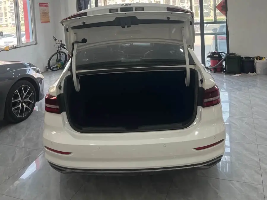 Lavida 2021 1.5L Automatic Elegance