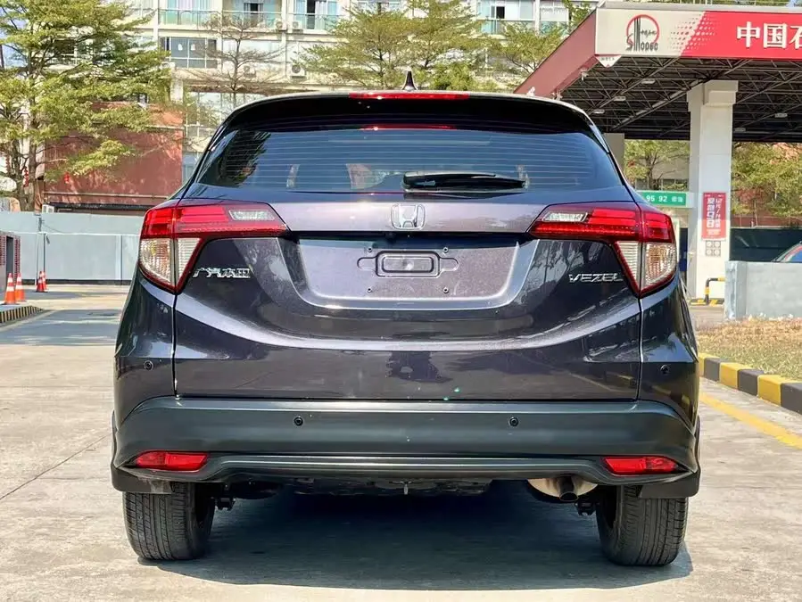 2020 هوندا فيزيل 1.5 لتر CVT النسخة الفاخرة