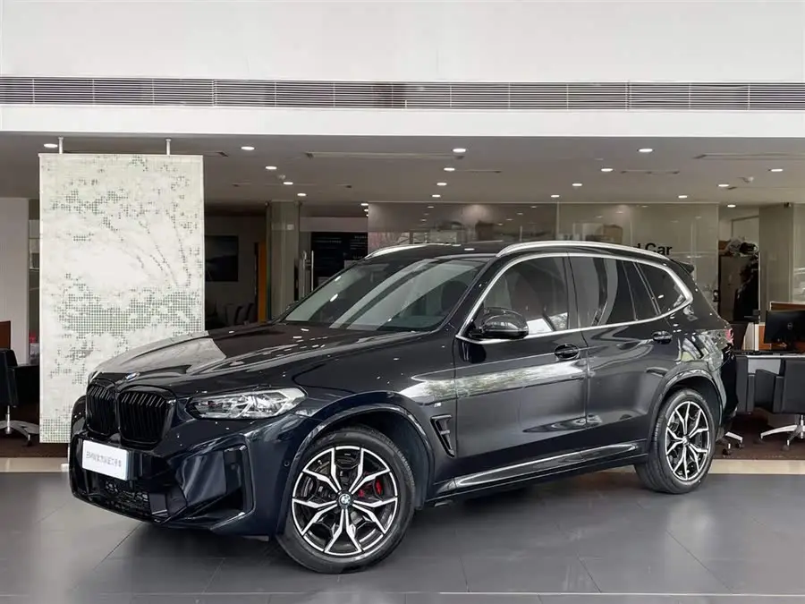 بي إم دبليو X3 2022 xDrive25i حزمة M الرياضية