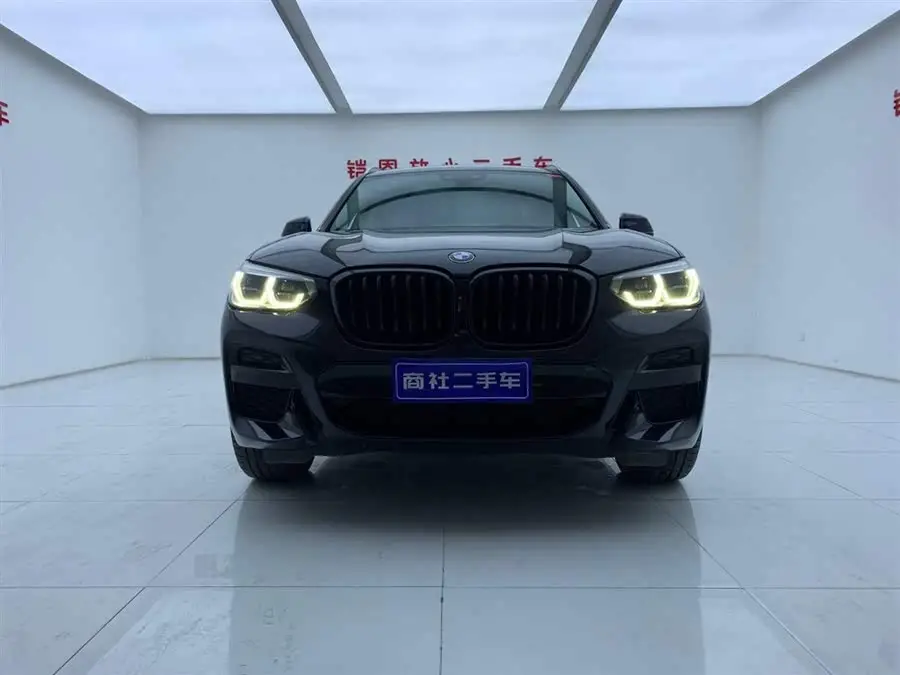 بي إم دبليو X3 2021 xDrive30i الطراز الرائد حزمة الرياضة M