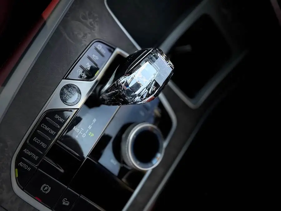 بي إم دبليو X5 2022 الطراز المحدث xDrive 30Li حزمة M الرياضية