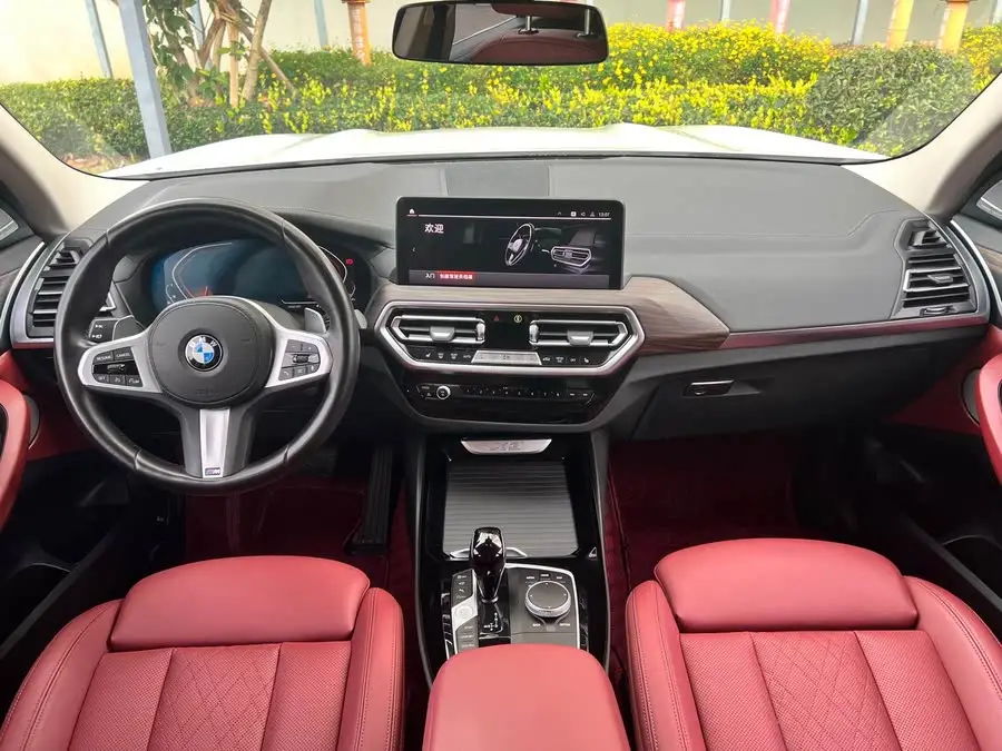 BMW X3 2023 xDrive30i Leading M Night Package