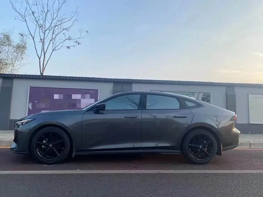 Changan UNI-V 2022 1.5T Premium