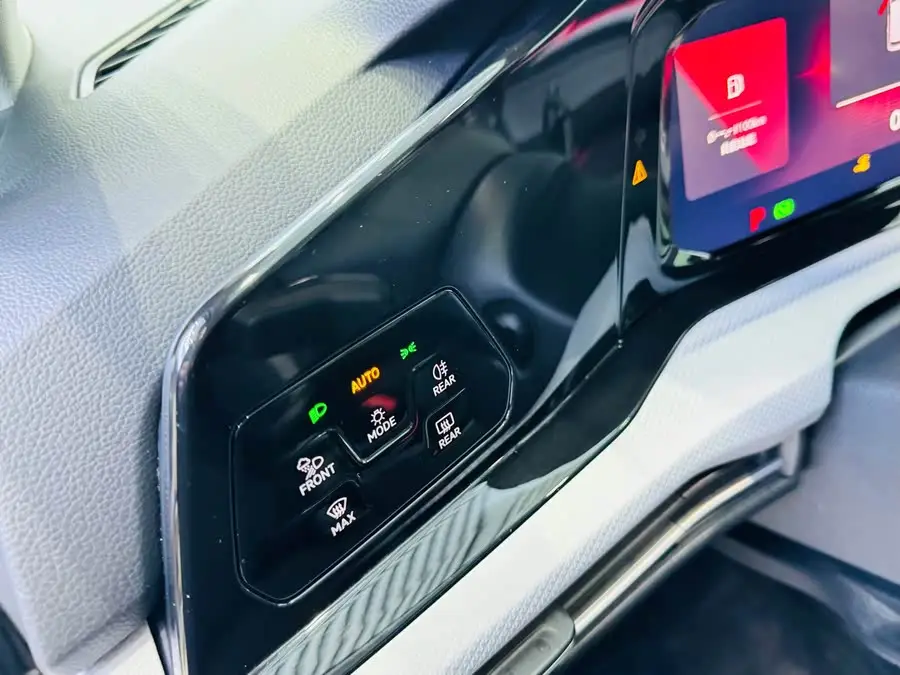 غولف 2021 طراز 280TSI DSG برو